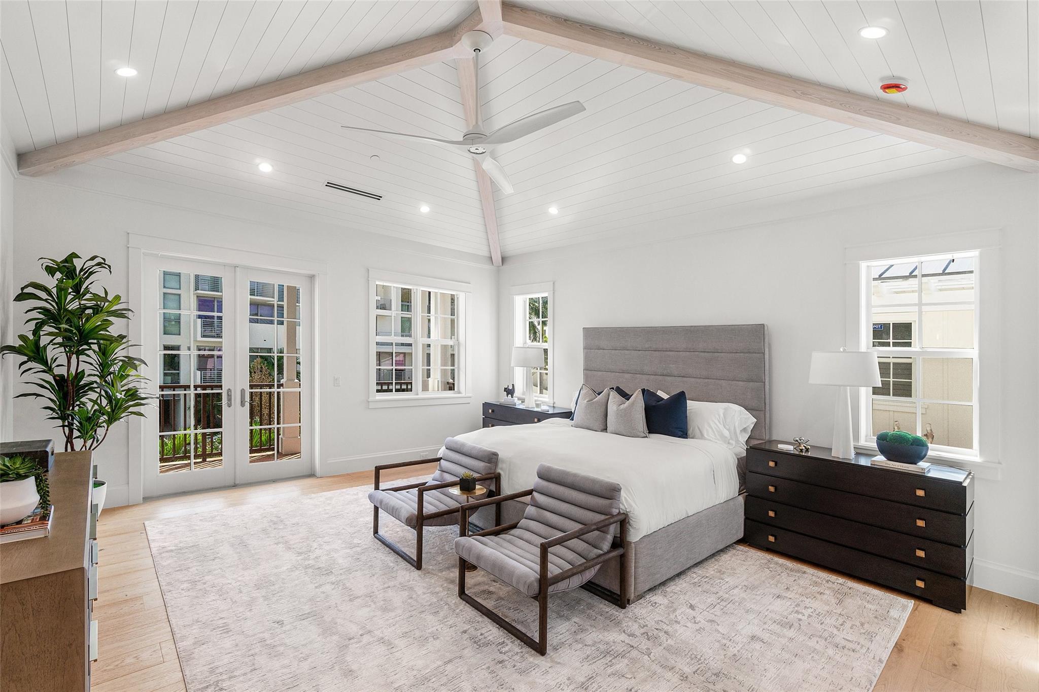 136 SE 1st Ave | Magnolia Place Downtown | Delray Beach