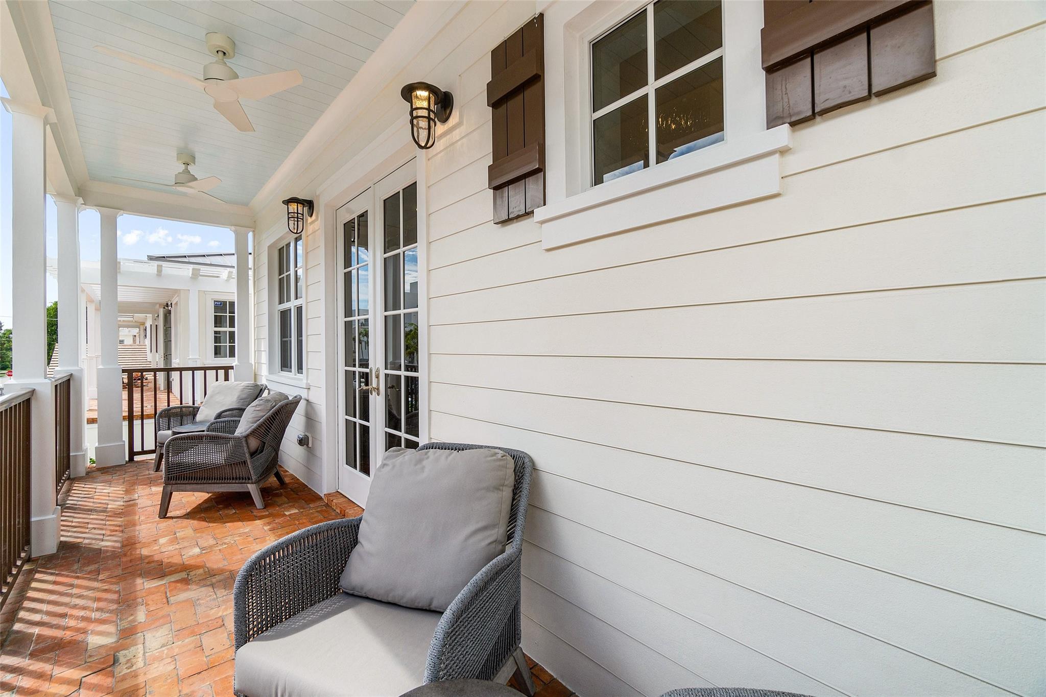 136 SE 1st Ave | Magnolia Place Downtown | Delray Beach