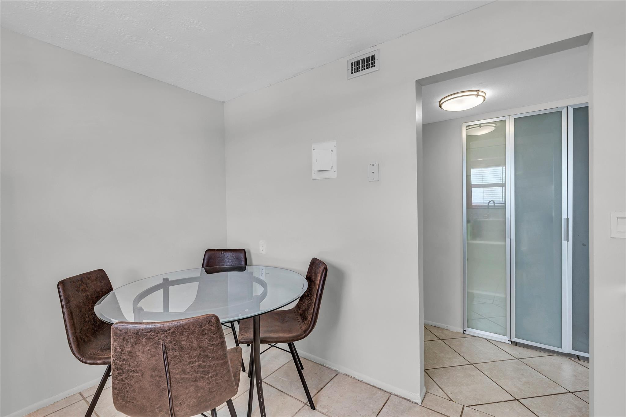 3015 N Ocean Boulevard 15F