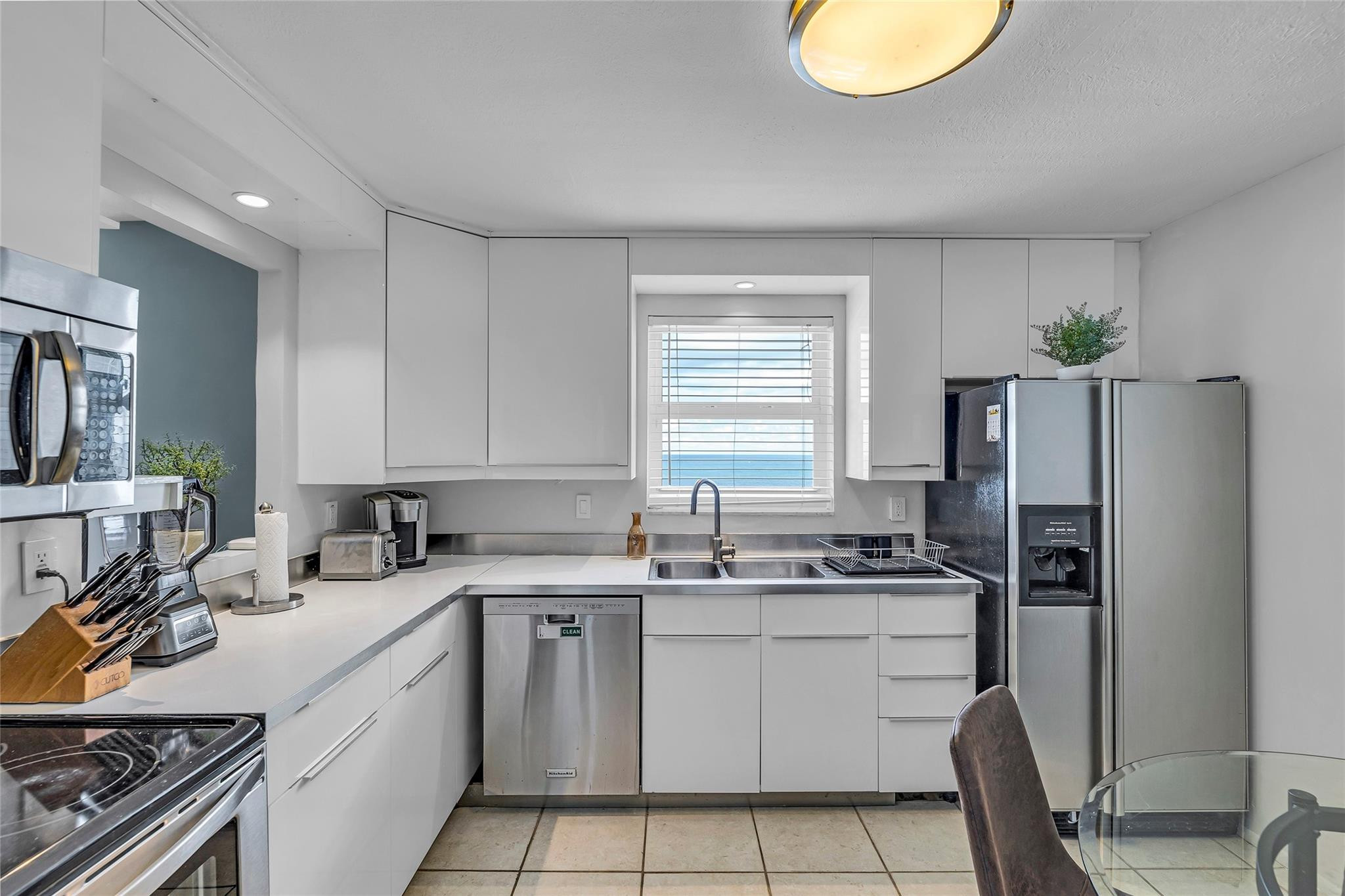 3015 N Ocean Boulevard 15F