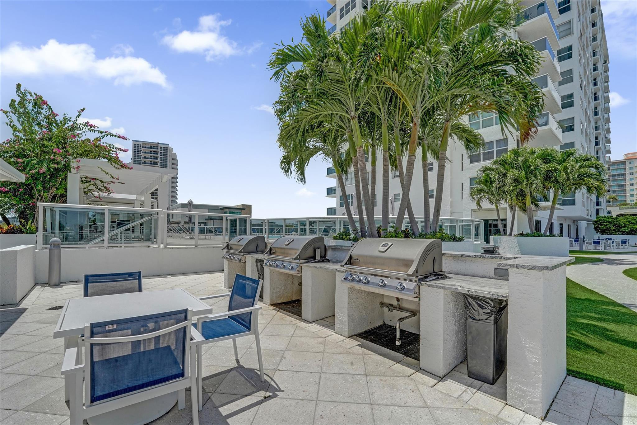 3015 N Ocean Boulevard 15F