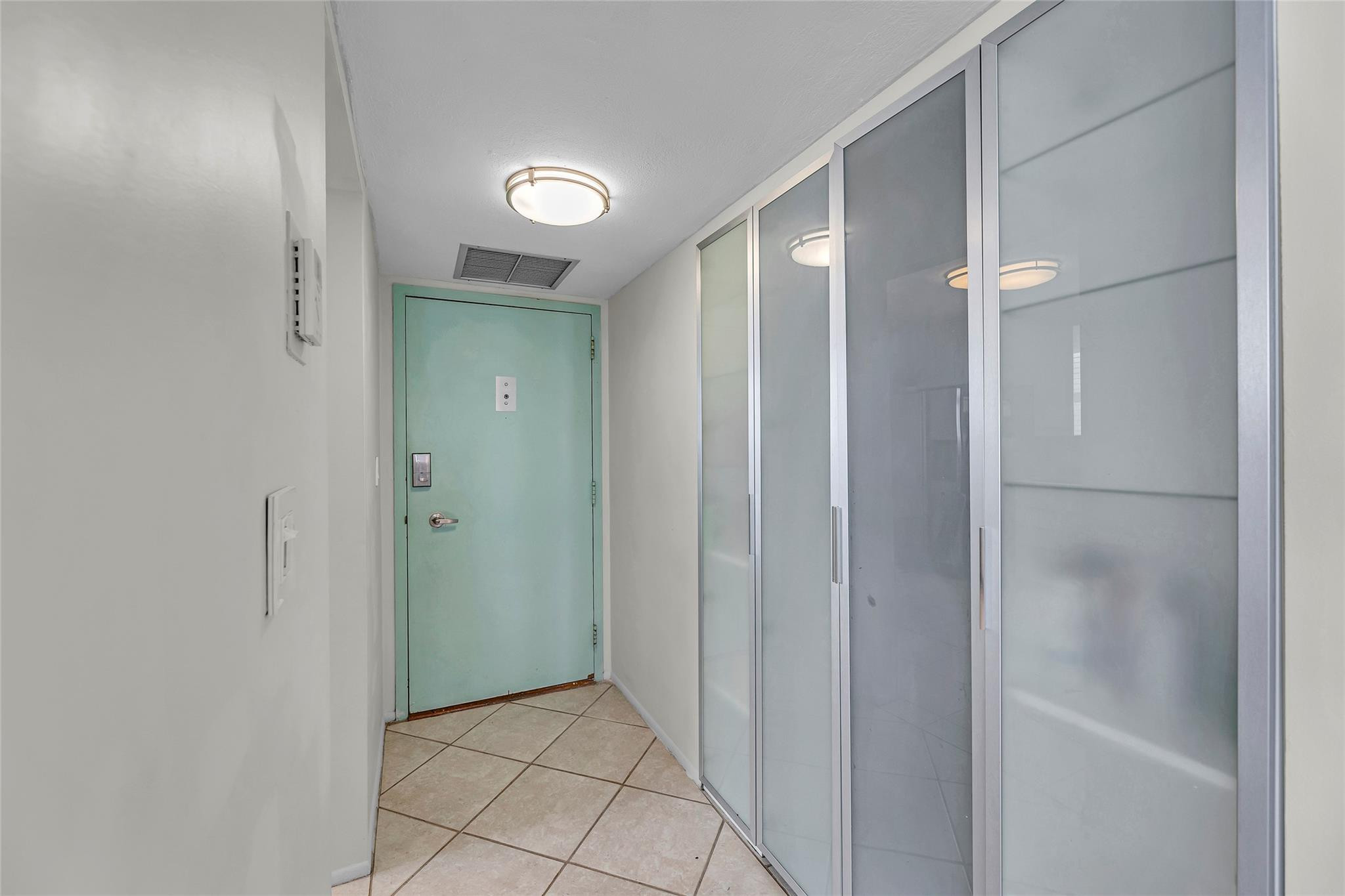 3015 N Ocean Boulevard 15F