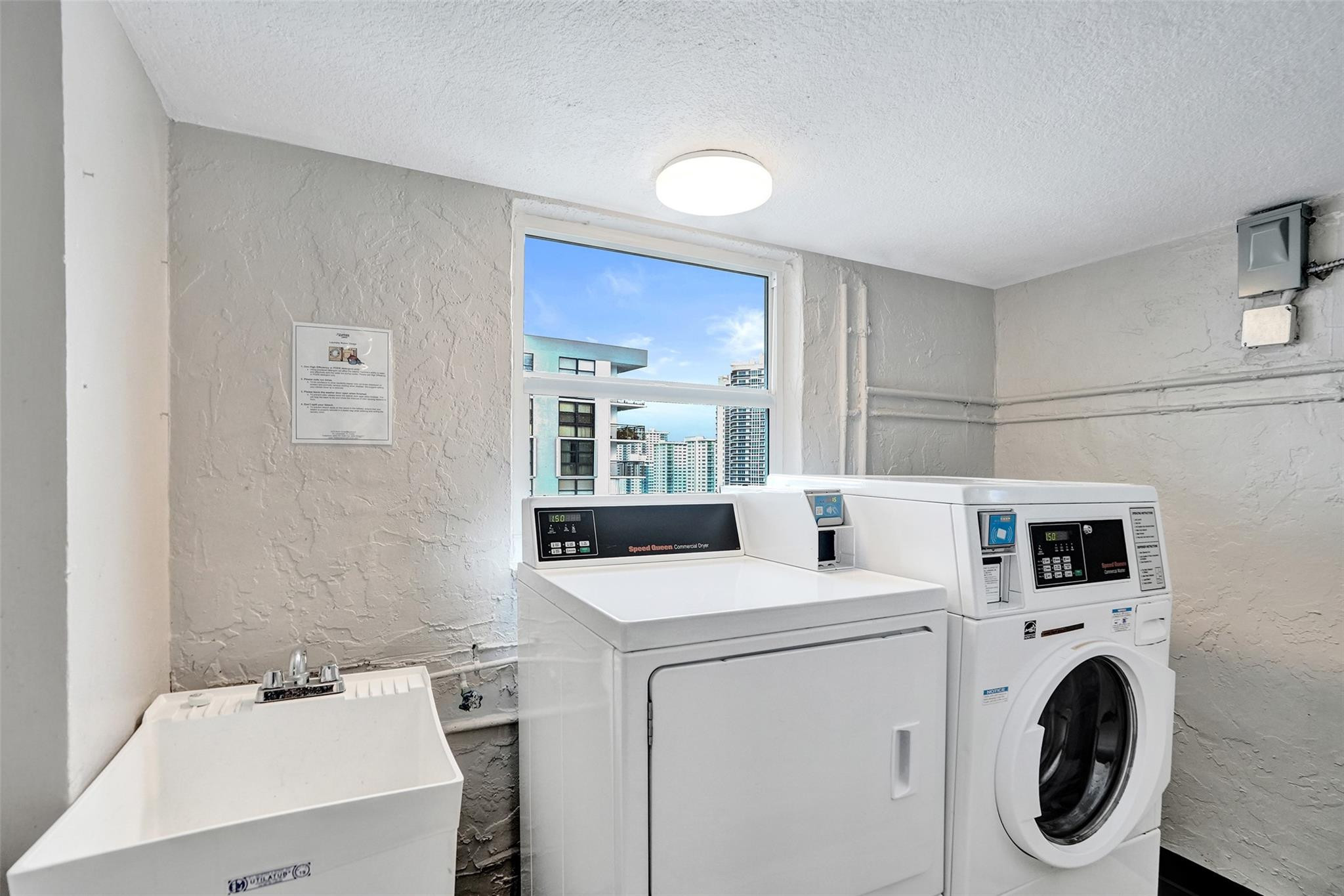 3015 N Ocean Boulevard 15F