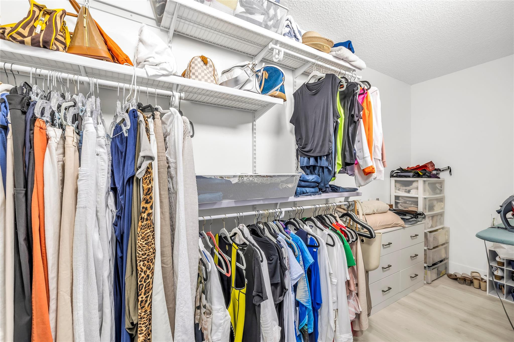 4330 Hillcrest Drive 810