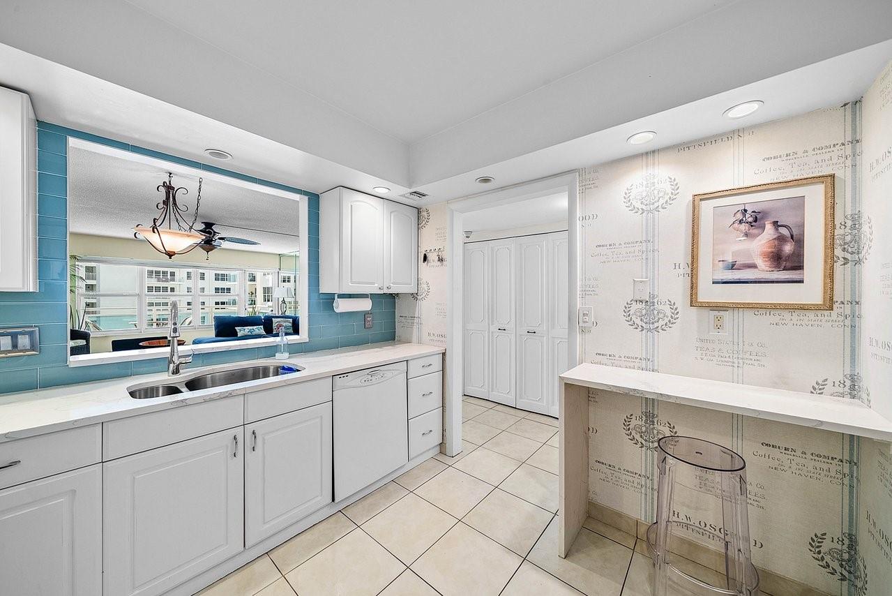 3900 Galt Ocean Dr 1004