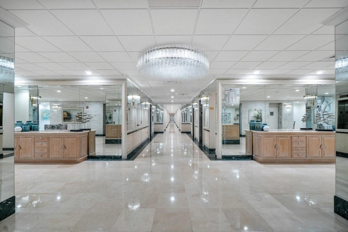 3900 Galt Ocean Dr 1004