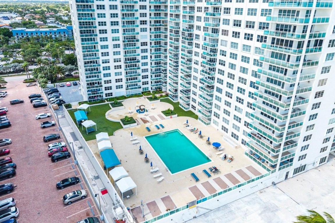 3900 Galt Ocean Dr 1004