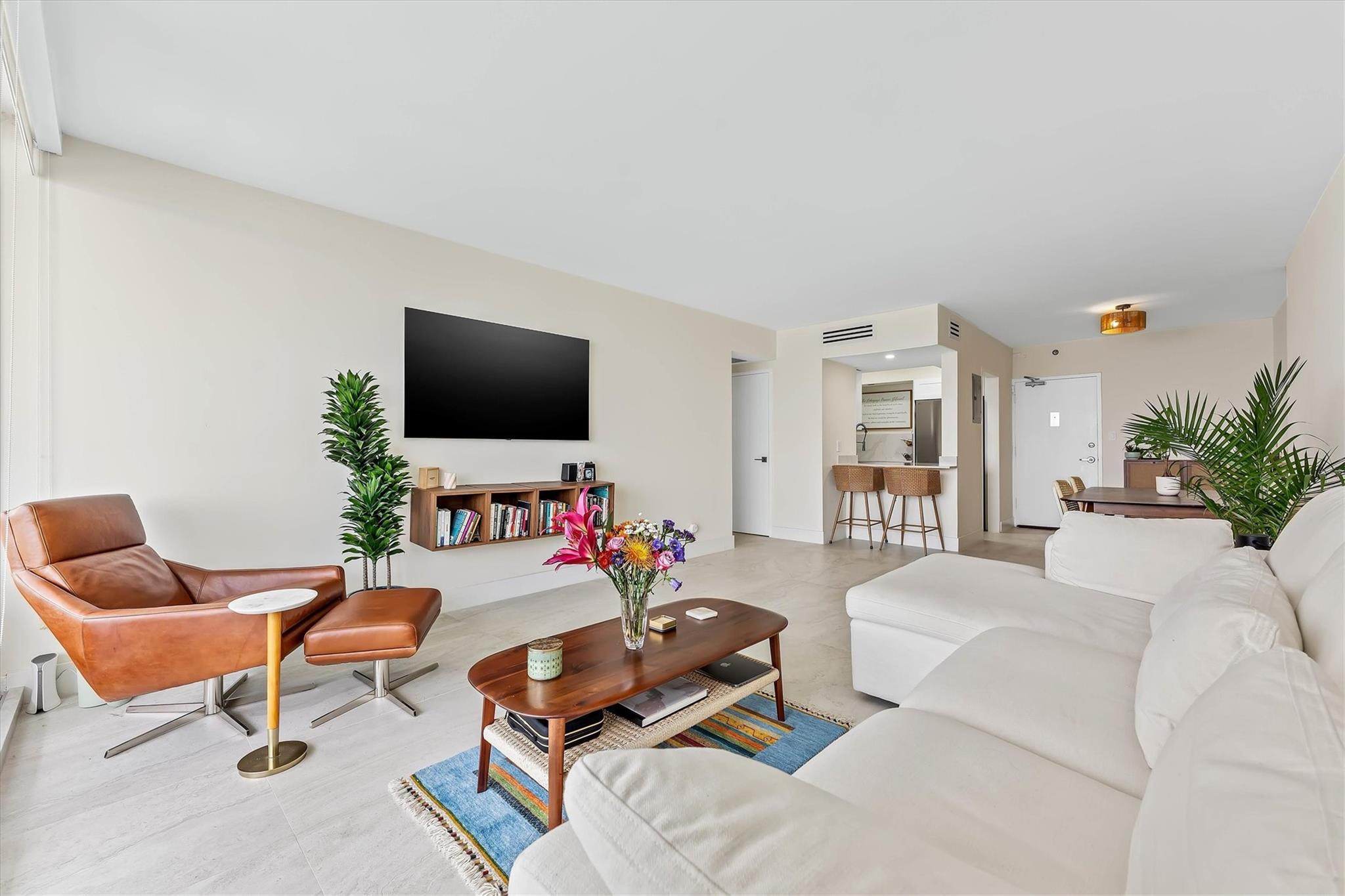 1200 E West Ave 604