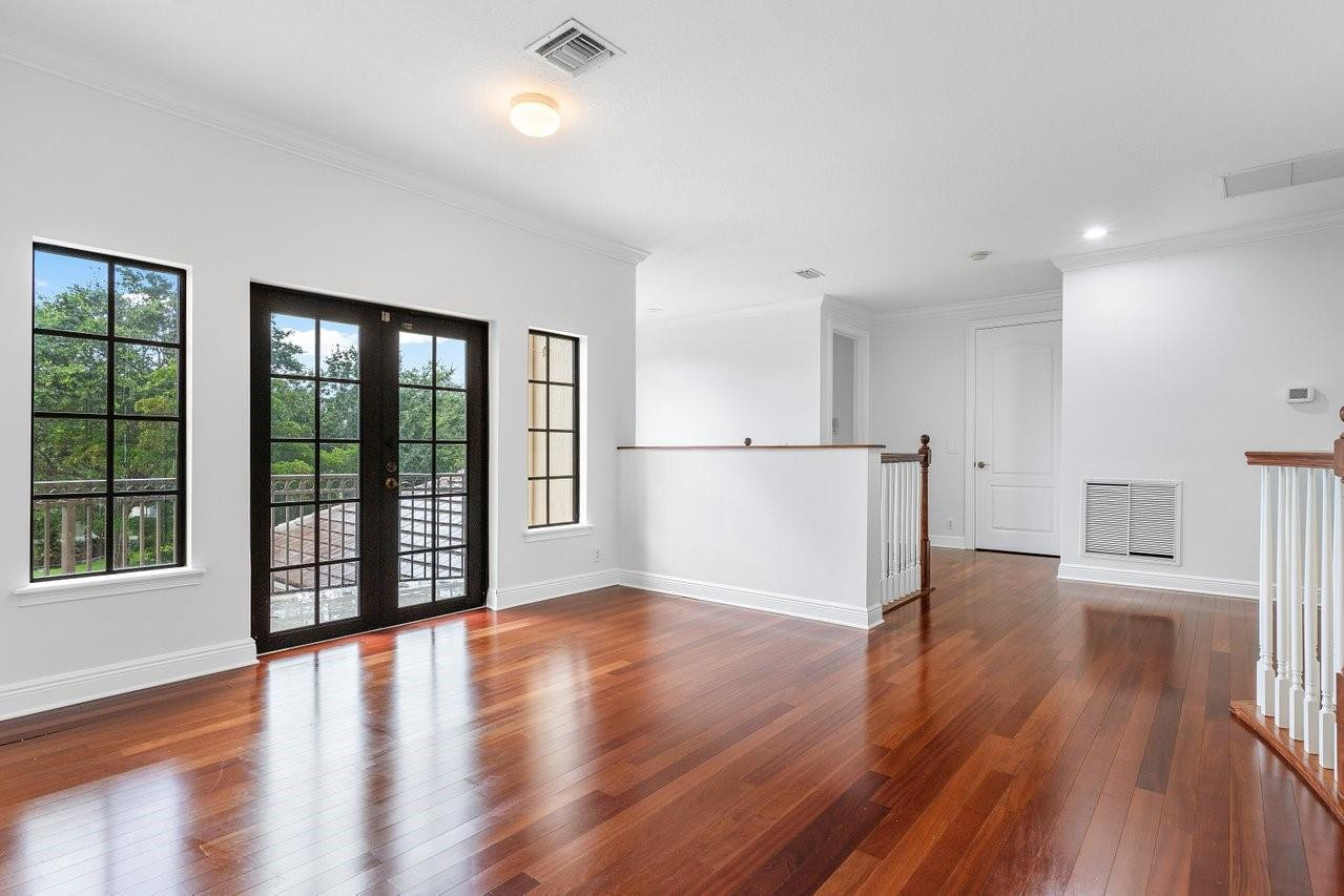 8971 Stone Pier Drive