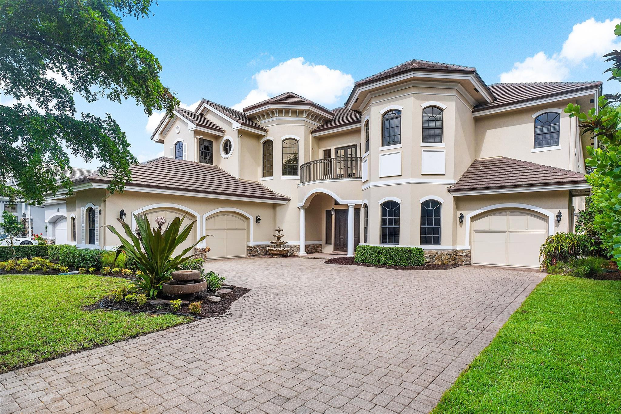 8971 Stone Pier Drive