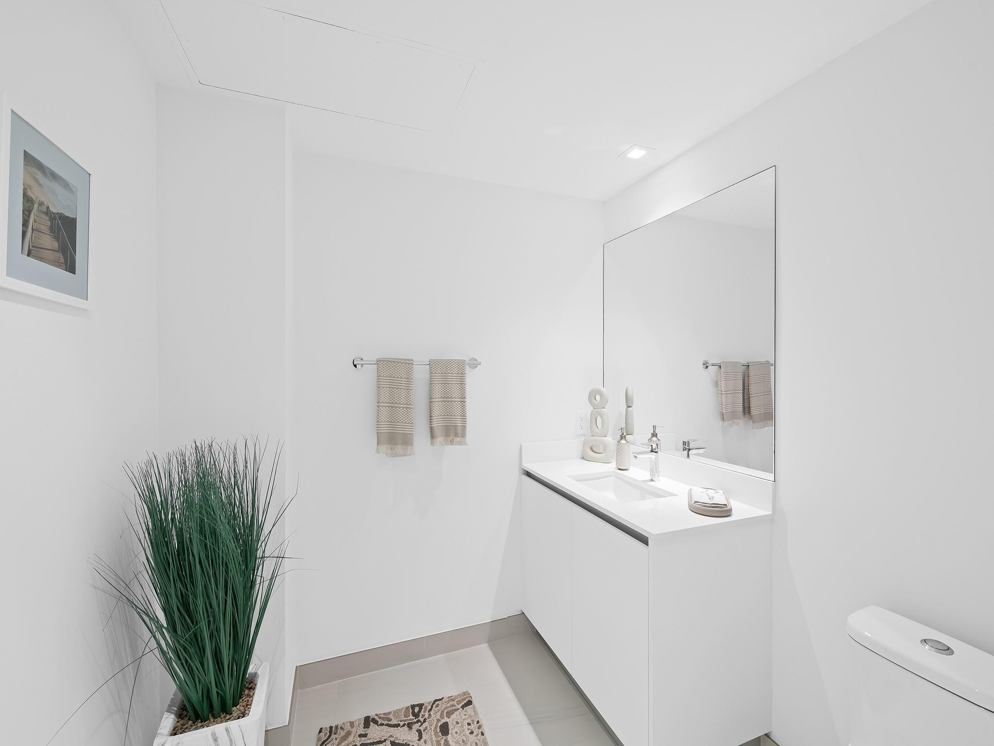 1116 N Ocean Boulevard 401