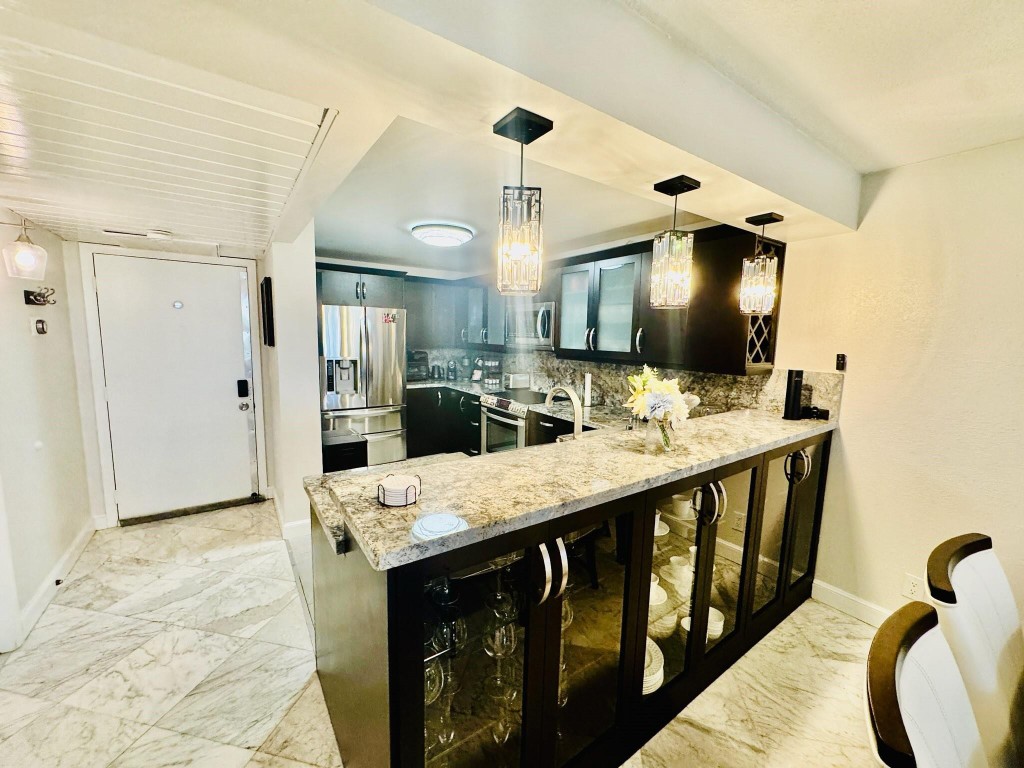 13 Royal Palm Way 5050