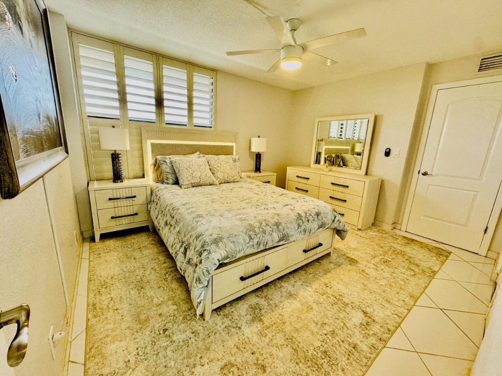 13 Royal Palm Way 5050