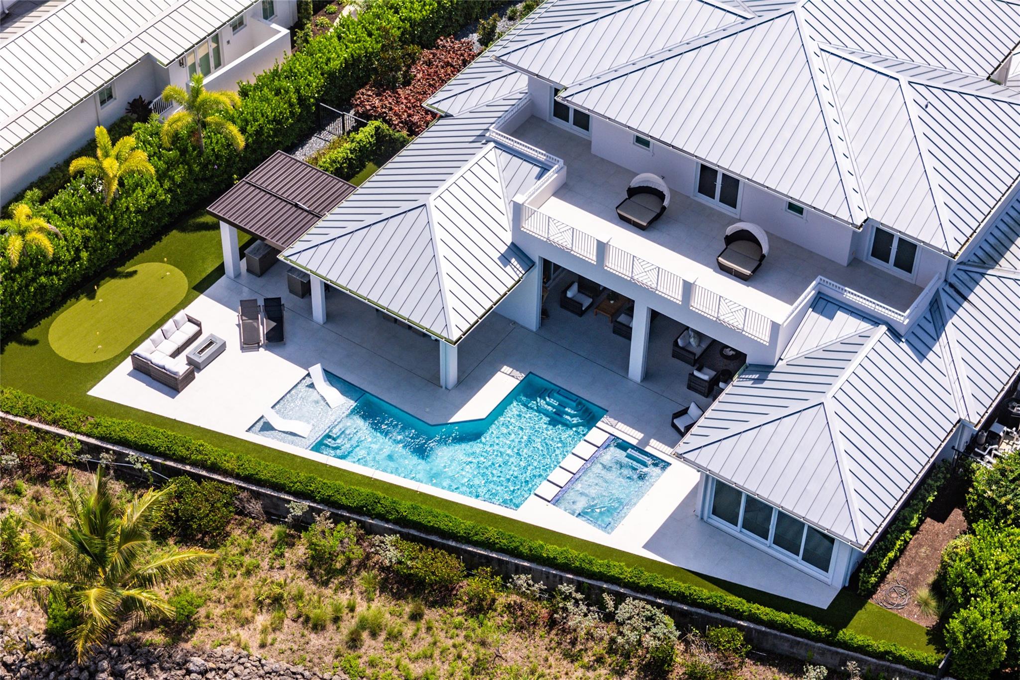 2842 SW Rivers End Way