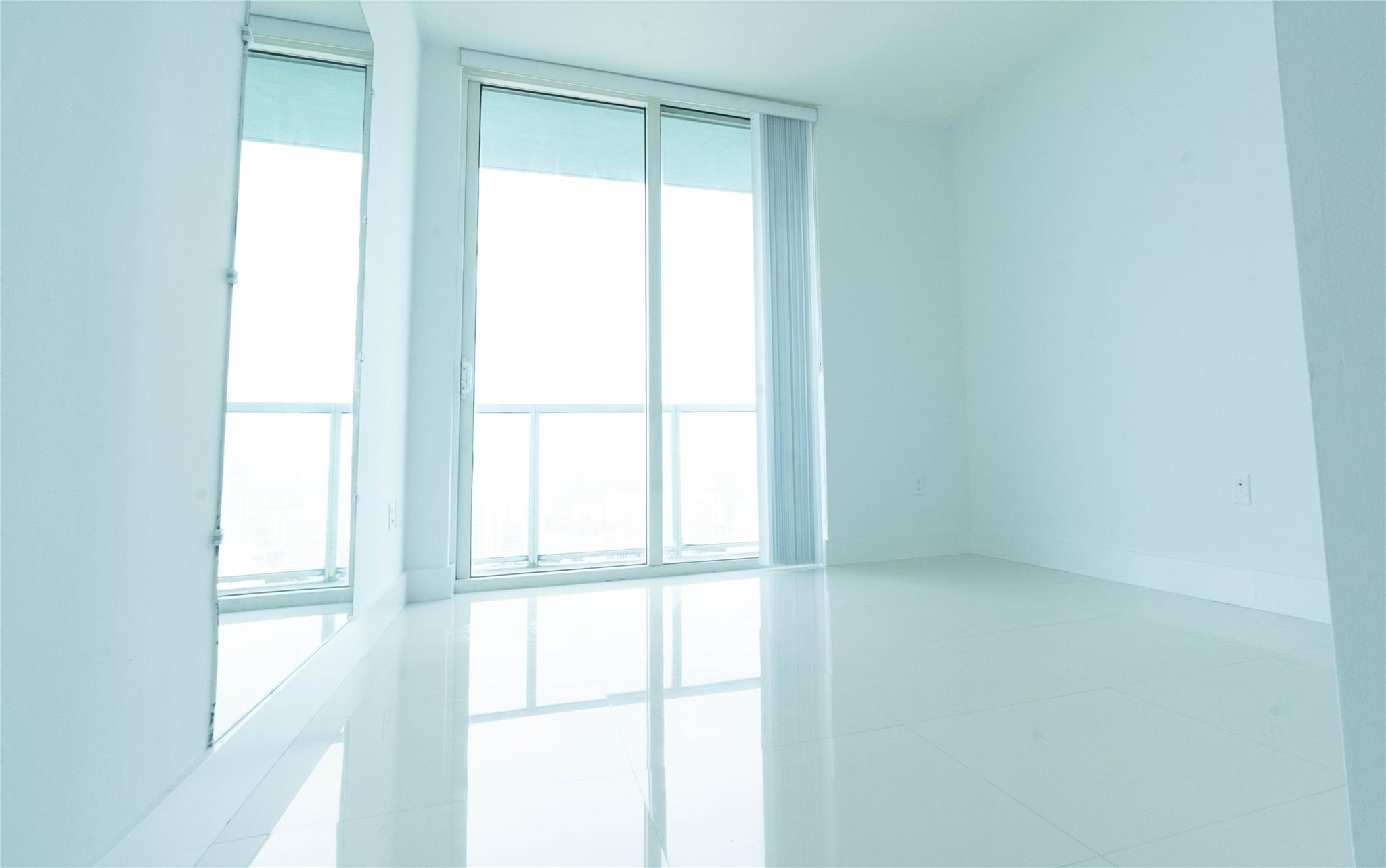 1900 N Bayshore Dr 2312