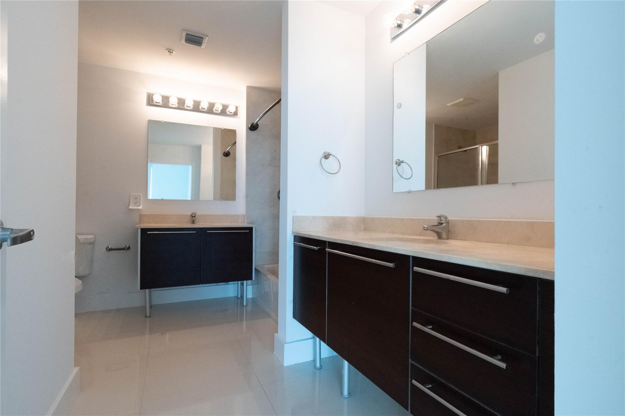 1900 N Bayshore Dr 2312