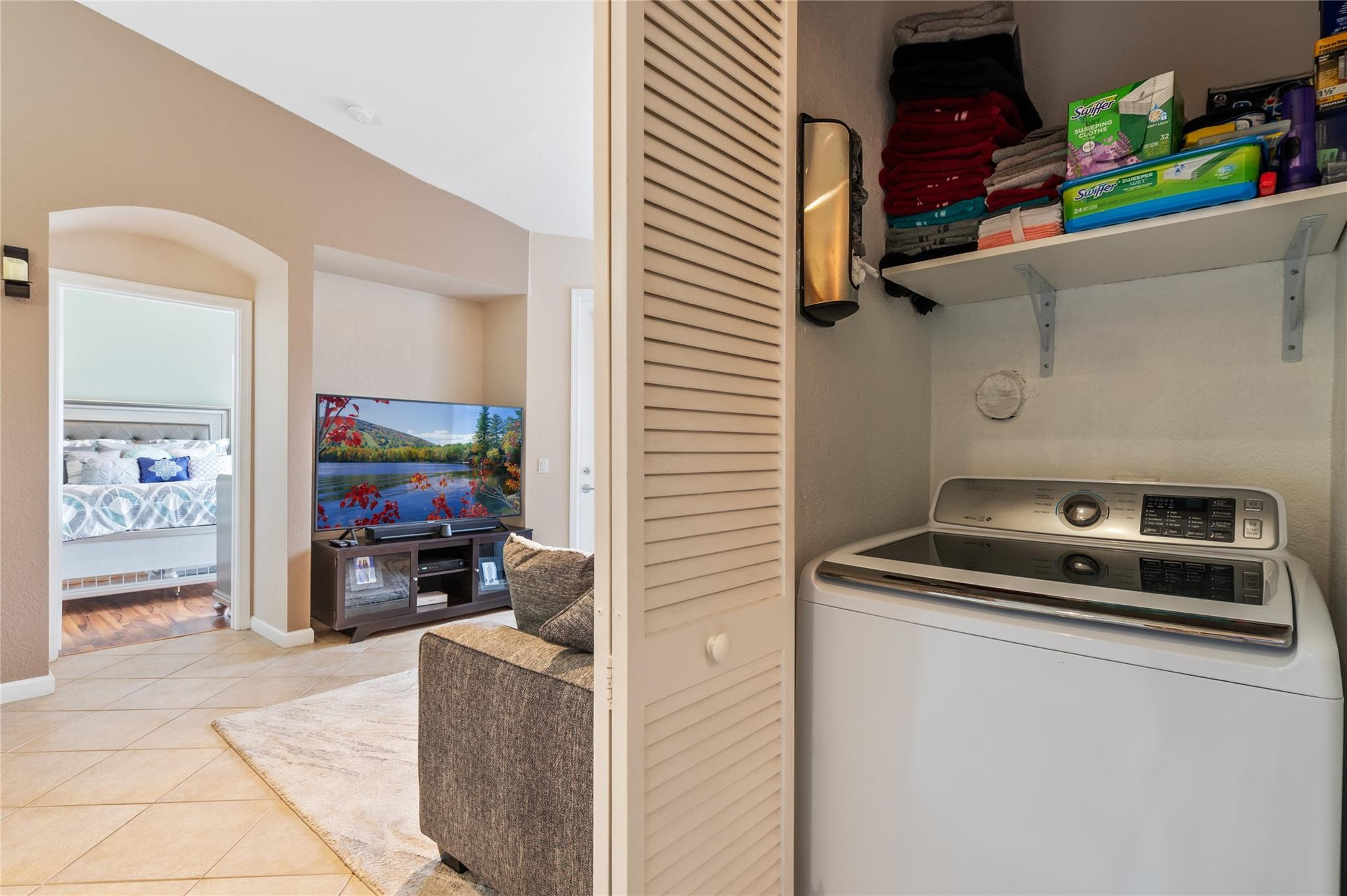 3067 Laurel Ridge Circle