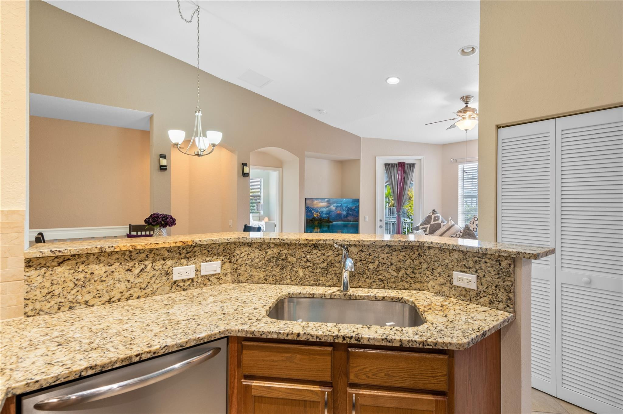 3067 Laurel Ridge Circle