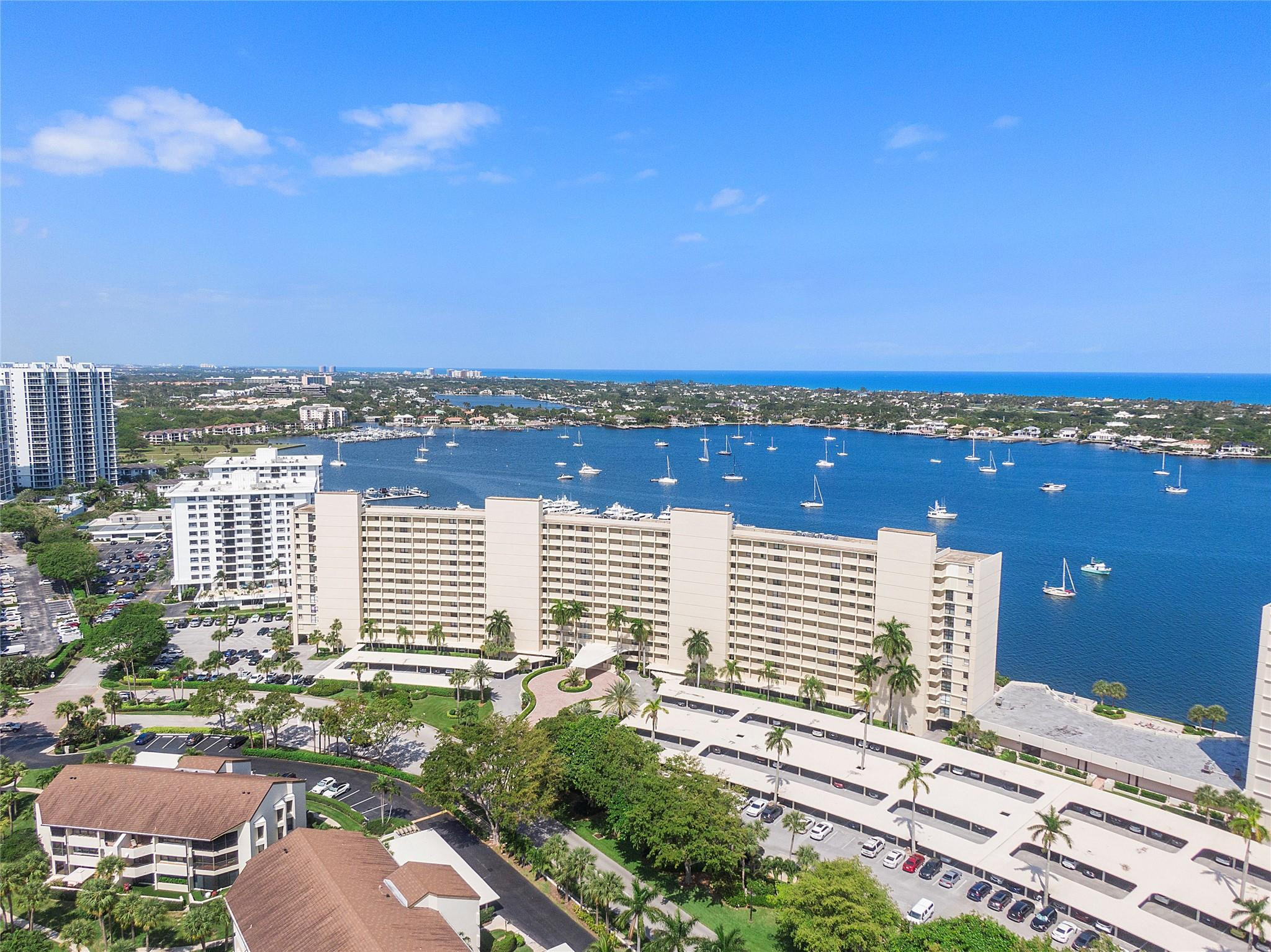 136 Lakeshore Drive T10