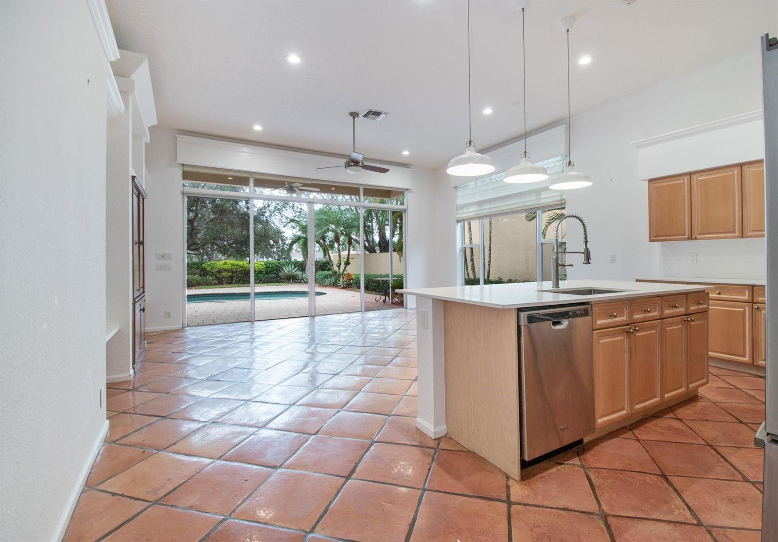 2466 Bay Isle Court # 2466