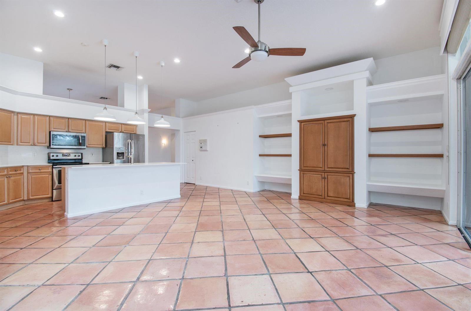 2466 Bay Isle Court # 2466