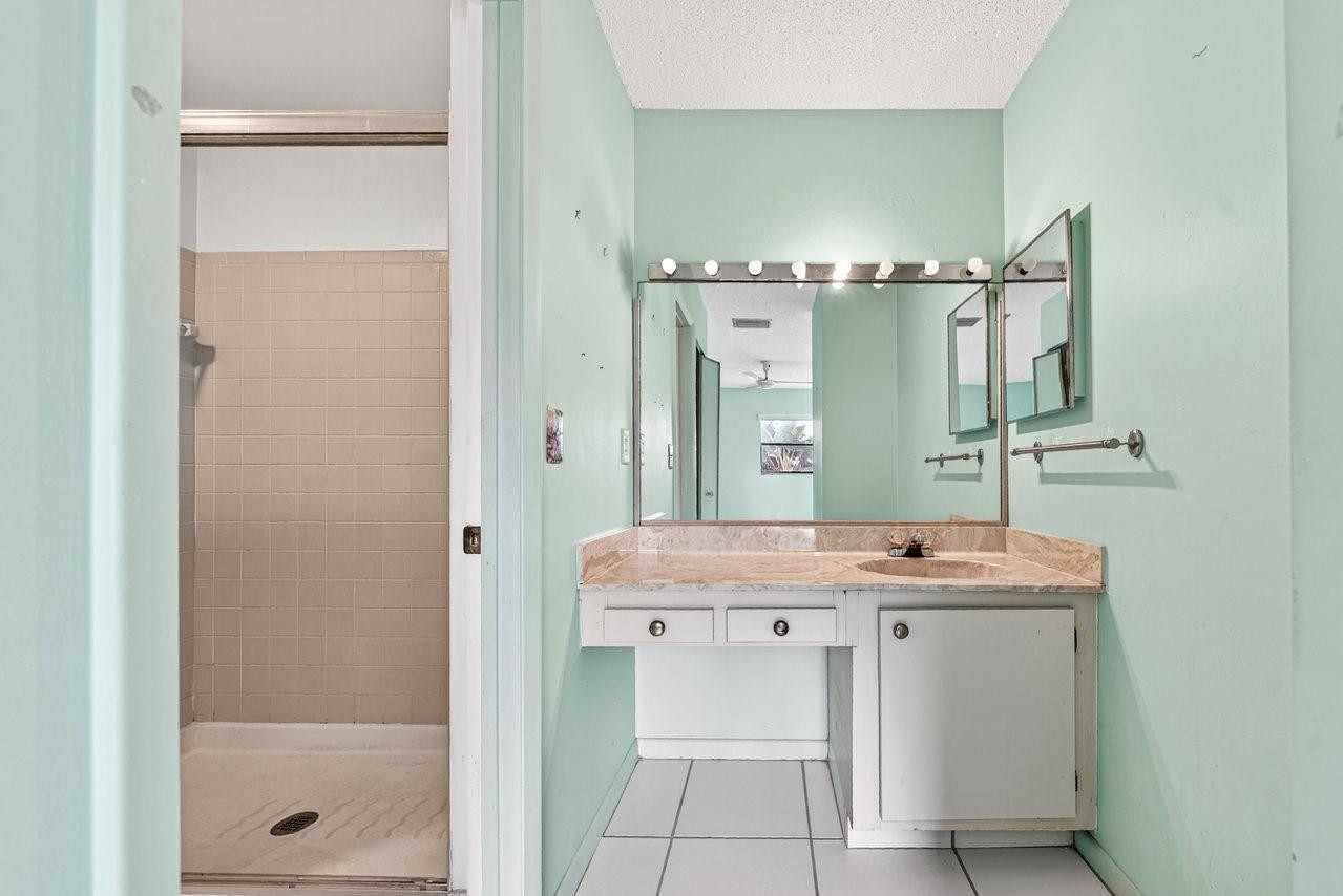 2643 NW 42nd Avenue, Coconut Creek