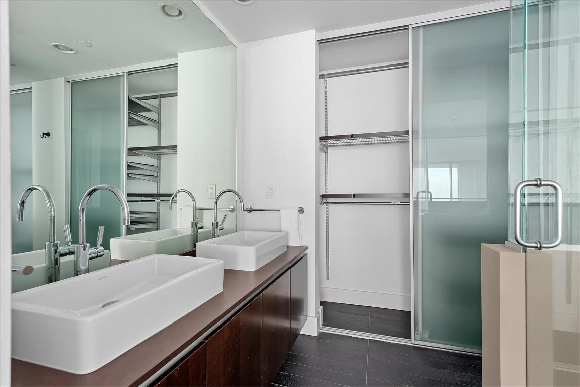 1040 Biscayne Boulevard 2101