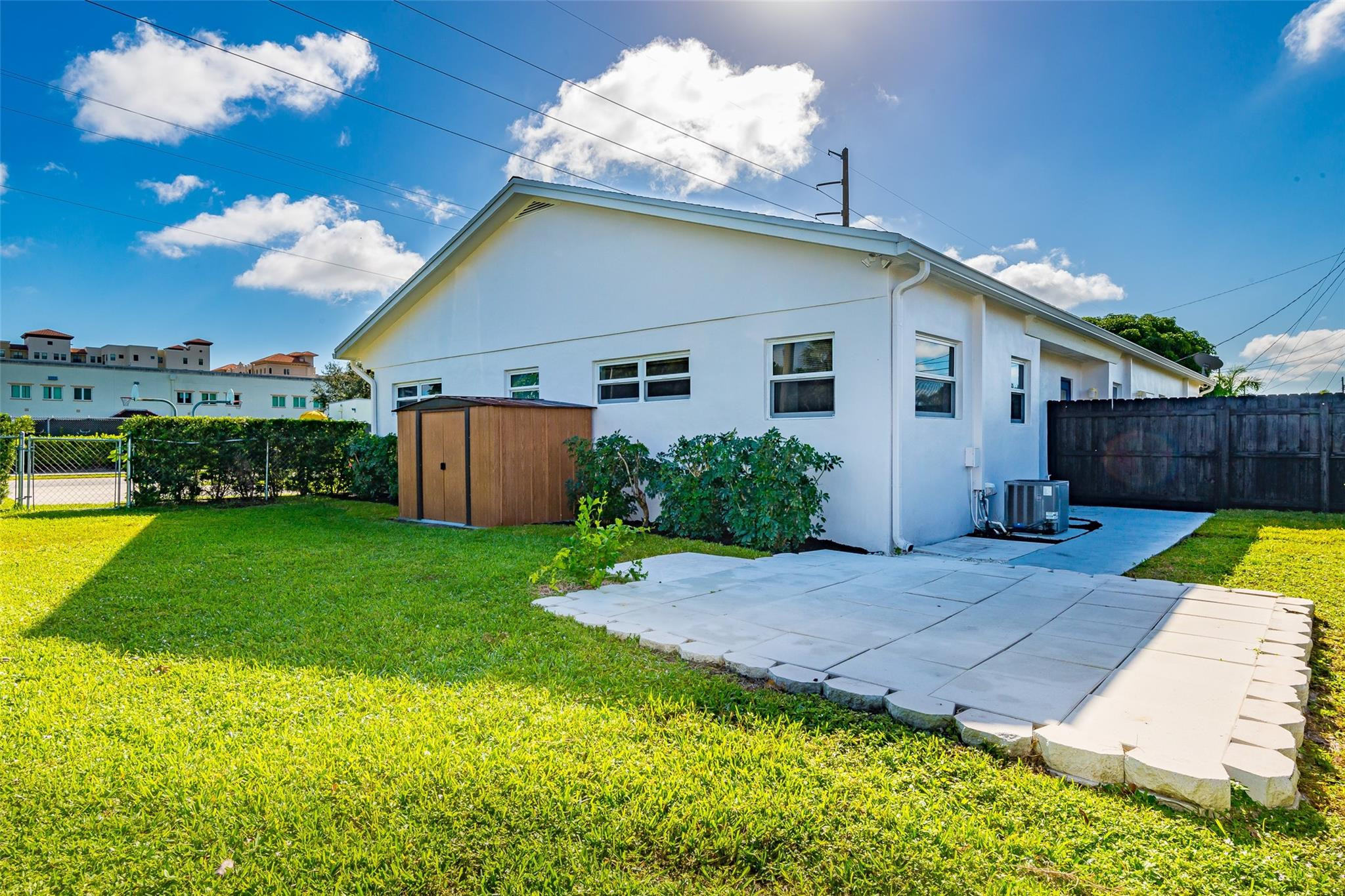 101 SW 2nd Avenue