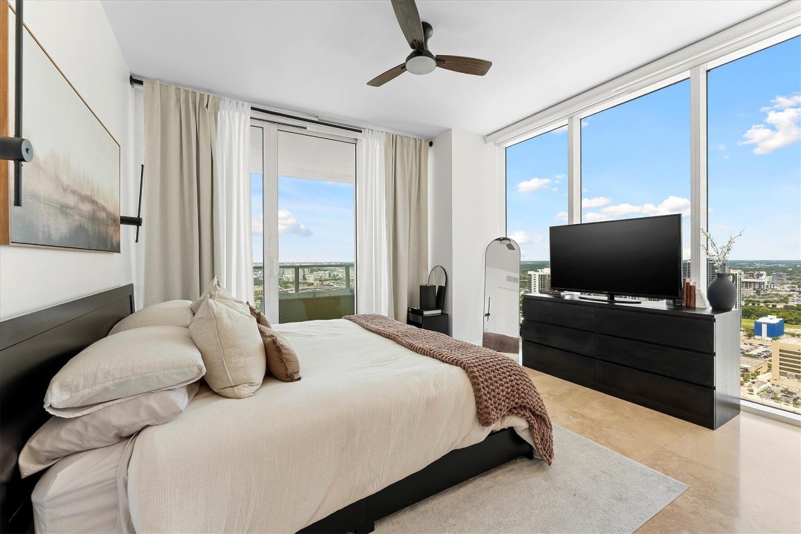 1040 Biscayne Boulevard 3906