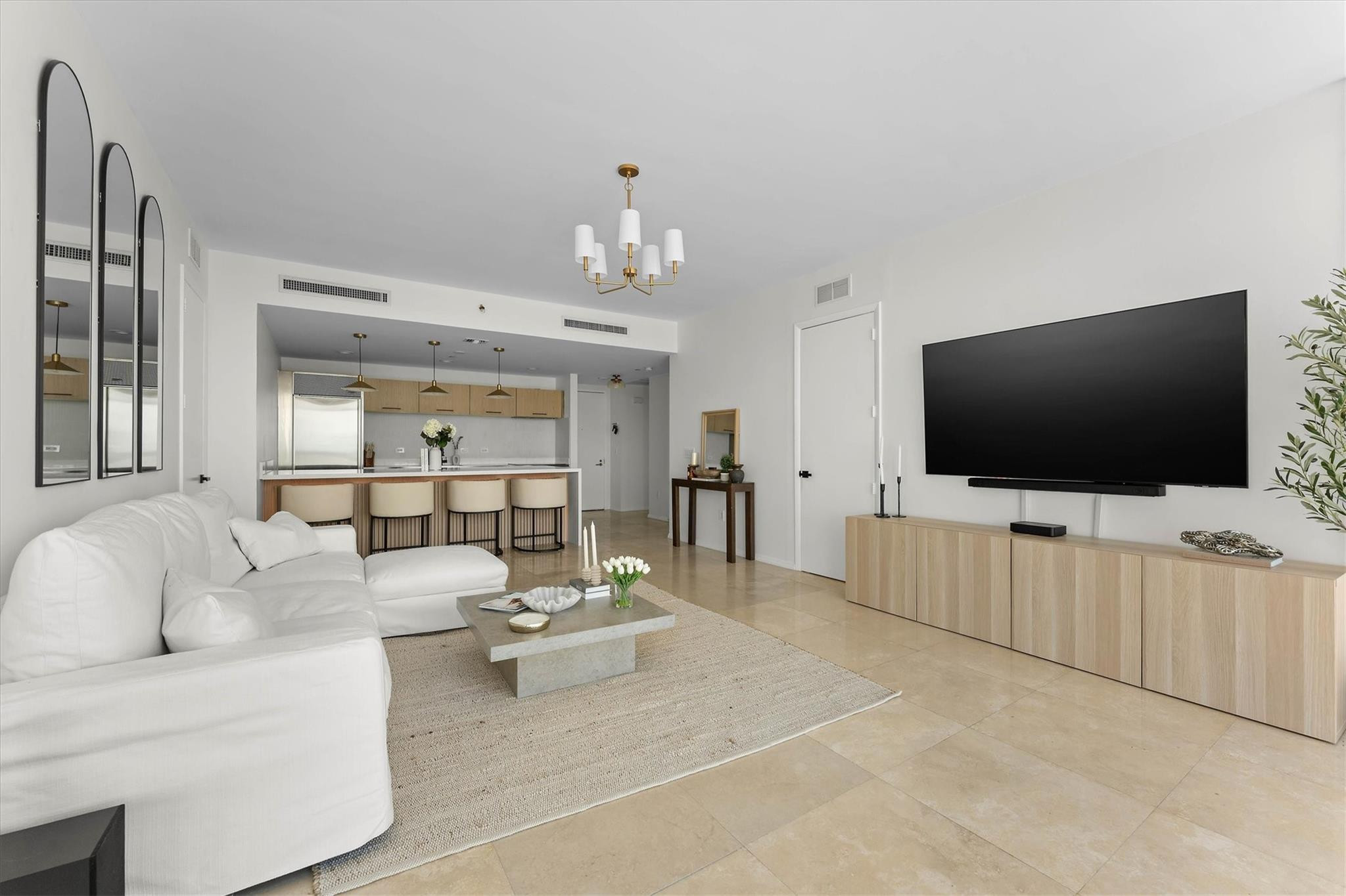 1040 Biscayne Boulevard 3906