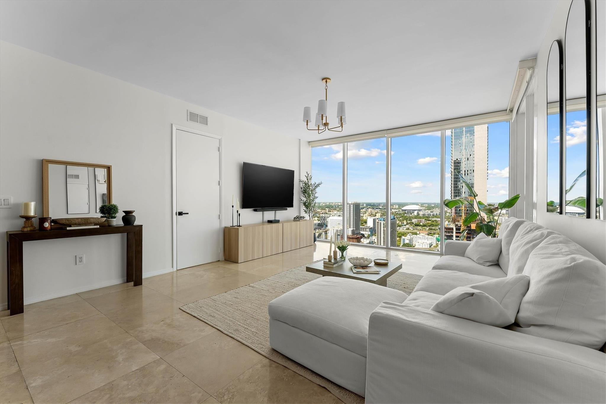 1040 Biscayne Boulevard 3906