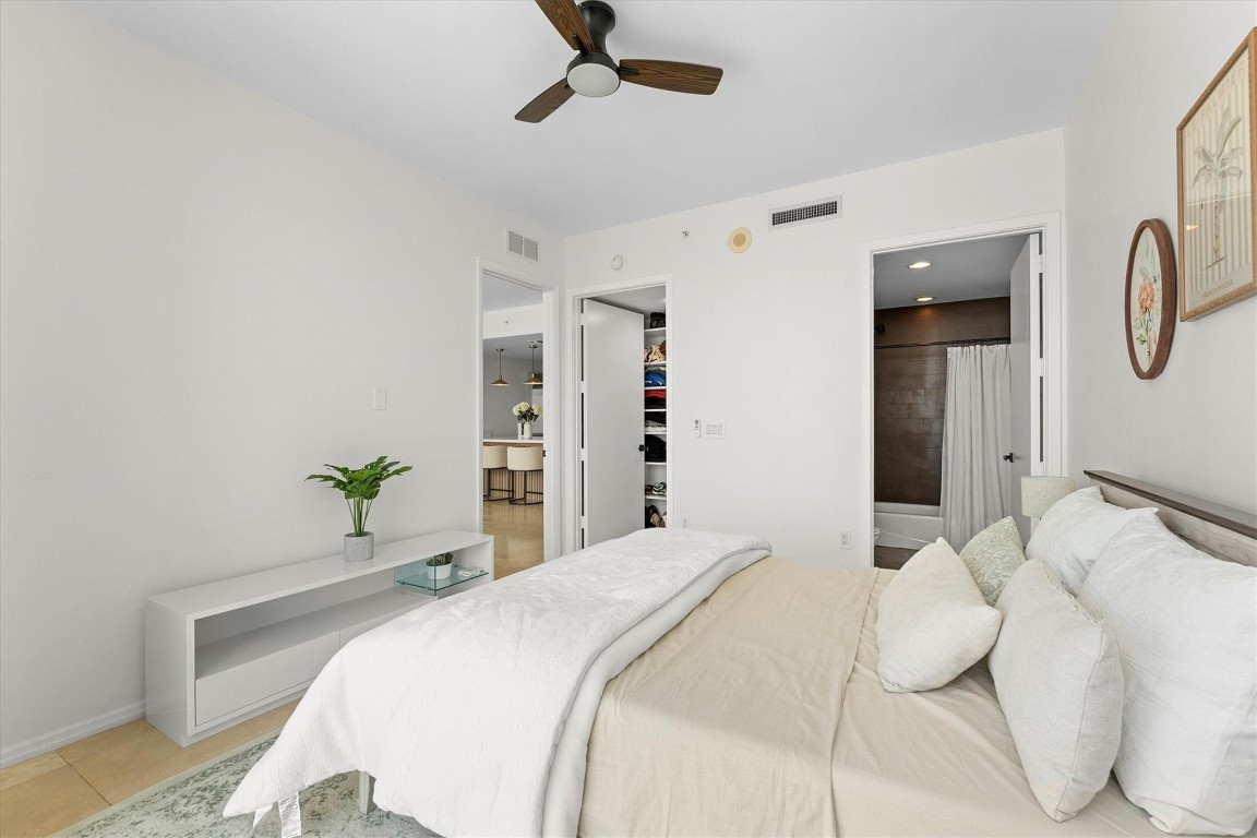 1040 Biscayne Boulevard 3906