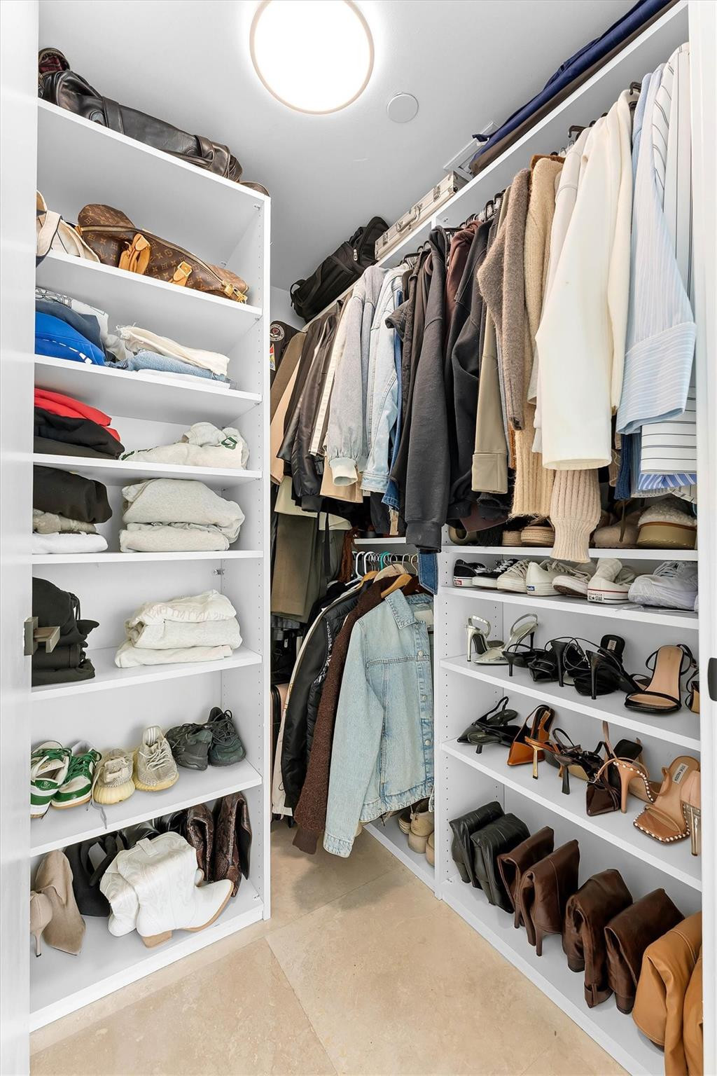 1040 Biscayne Boulevard 3906