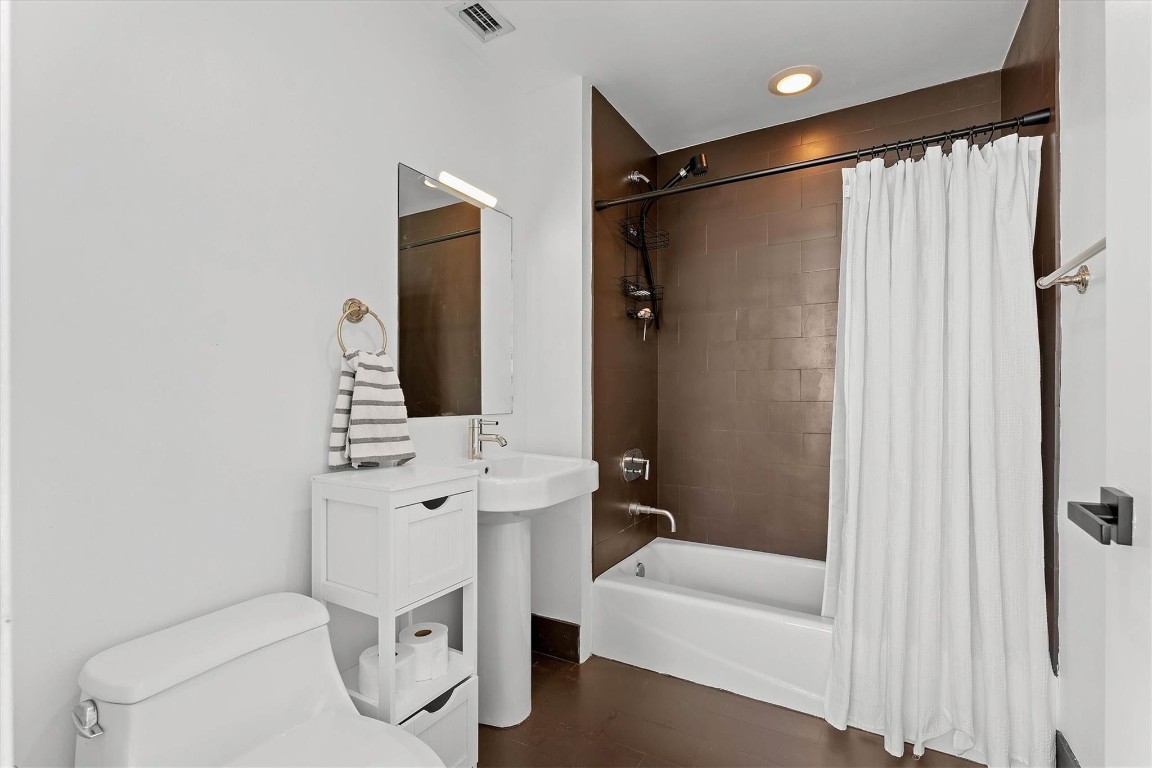 1040 Biscayne Boulevard 3906