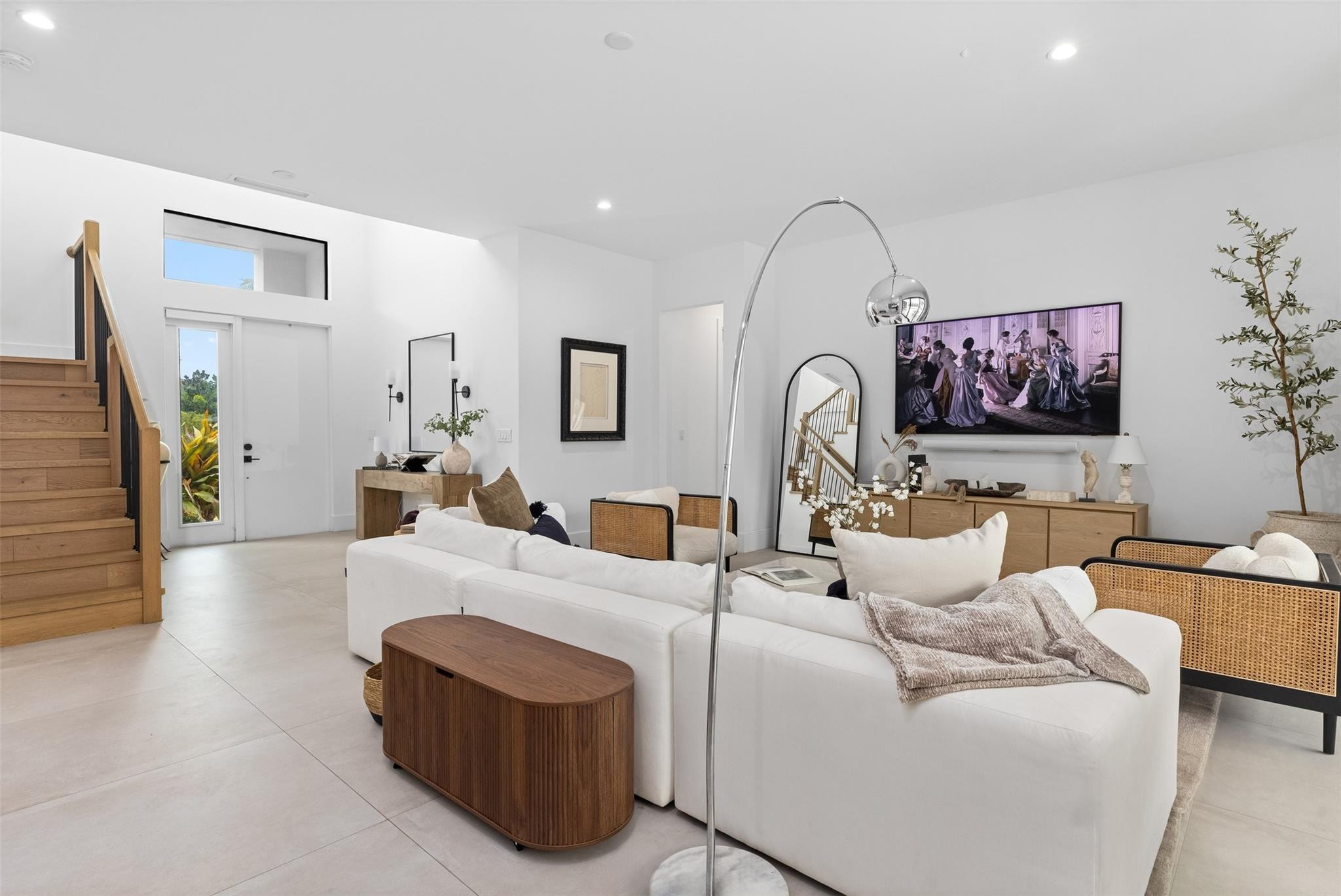 1405 NE 4th Avenue