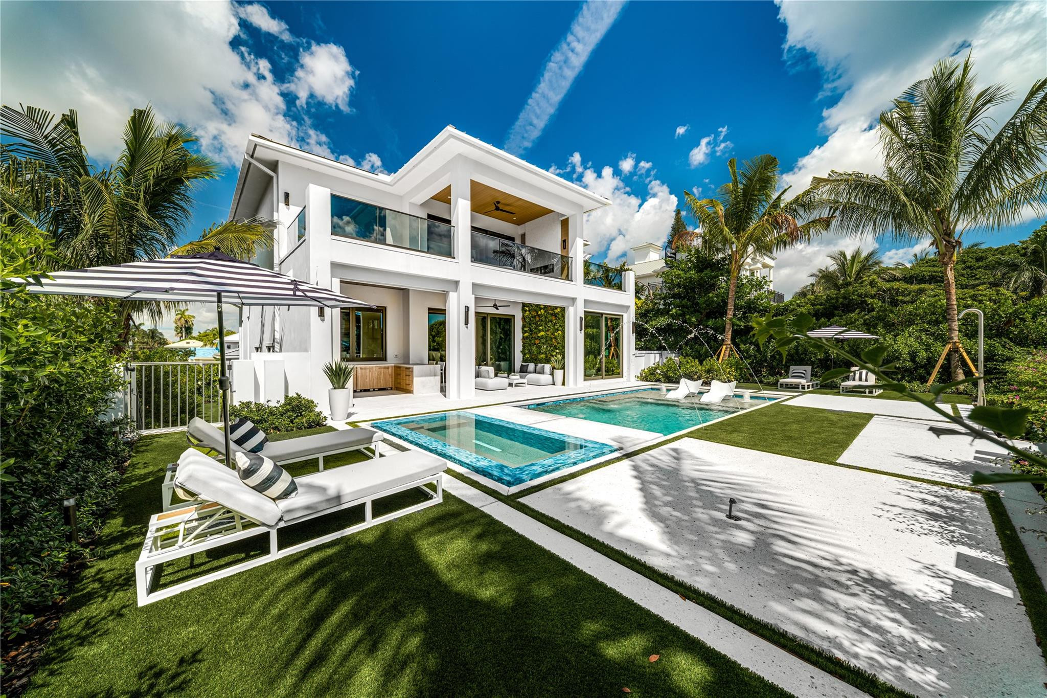 6107 N Ocean Boulevard