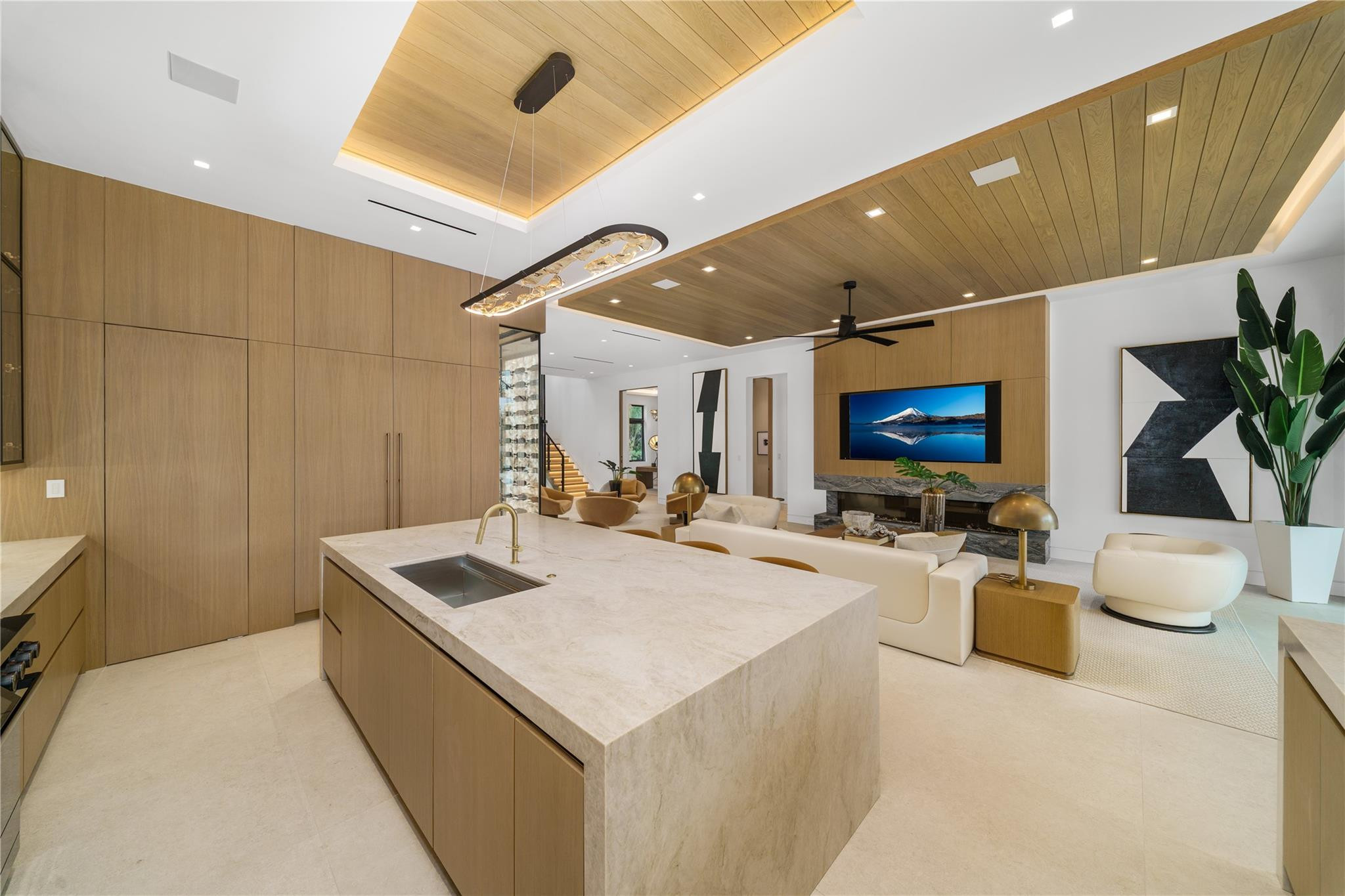 6107 N Ocean Boulevard
