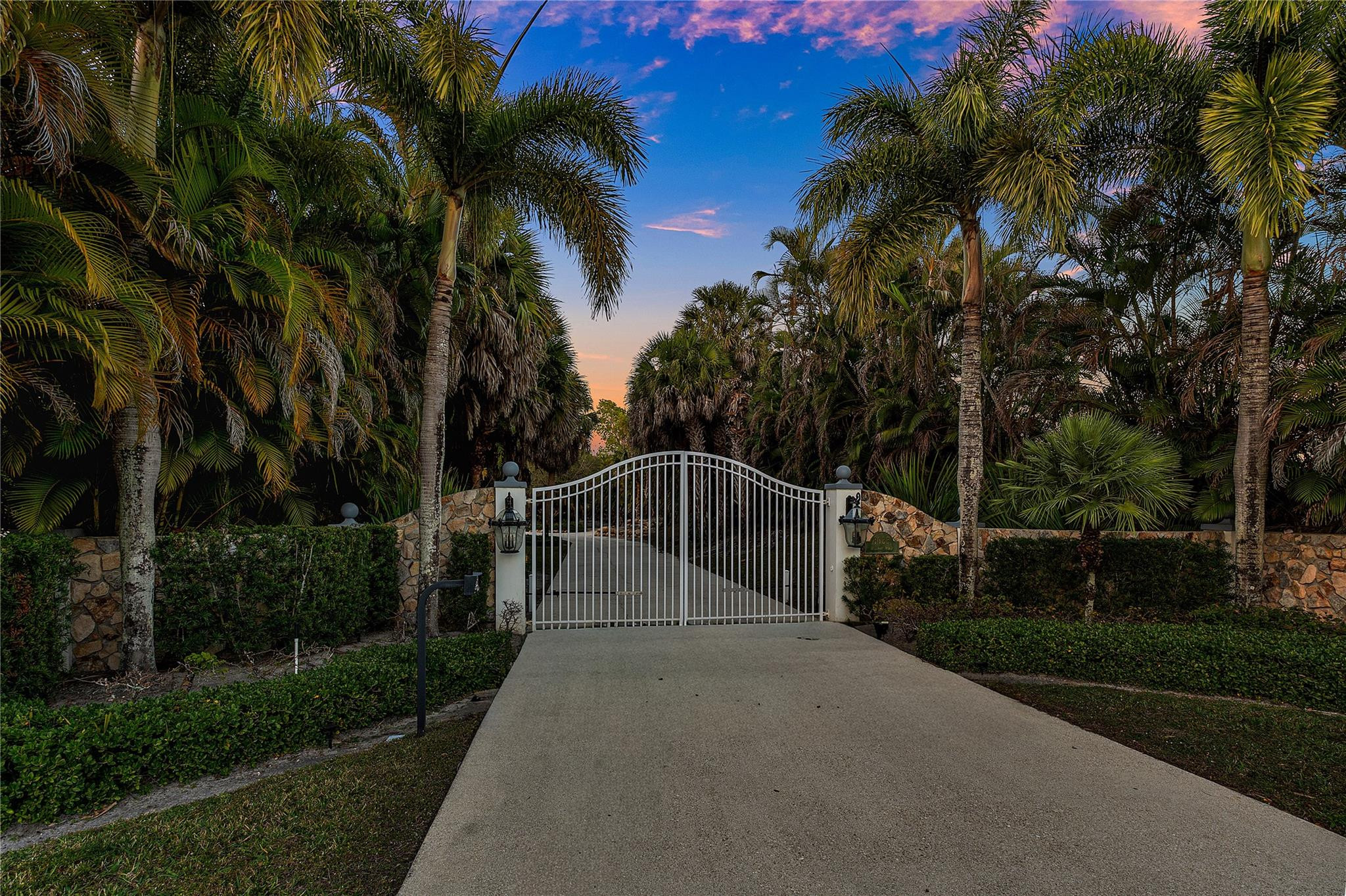 8035 Dillman Road