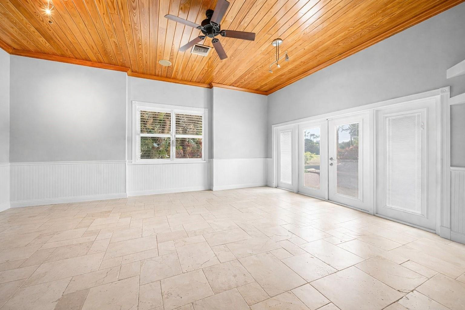 8035 Dillman Road