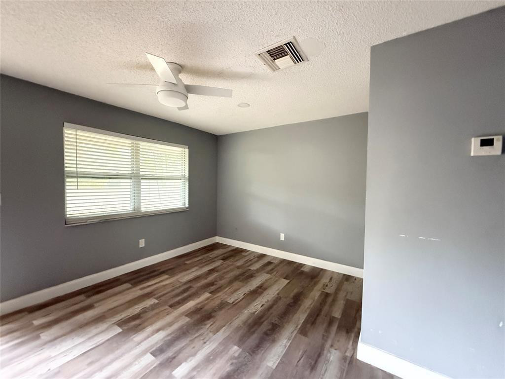 800 SE 18th Street 2