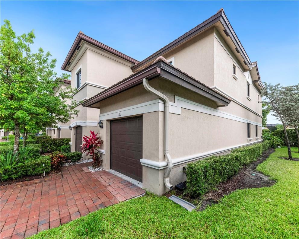 4230 N Dixie Highway 113