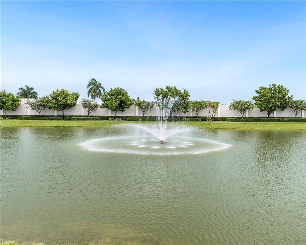 4230 N Dixie Highway 113