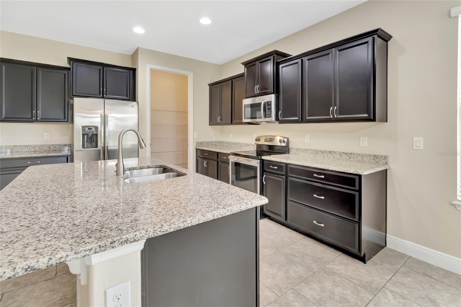 15531 WATERLEIGH COVE DR