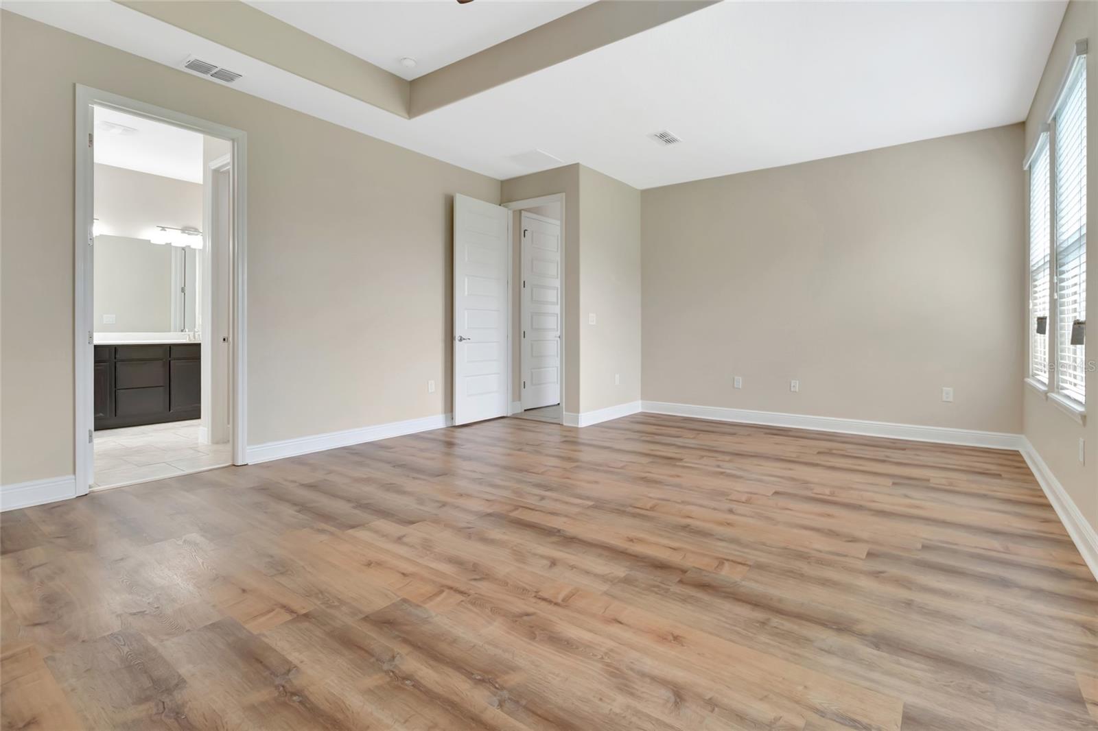 15531 WATERLEIGH COVE DR