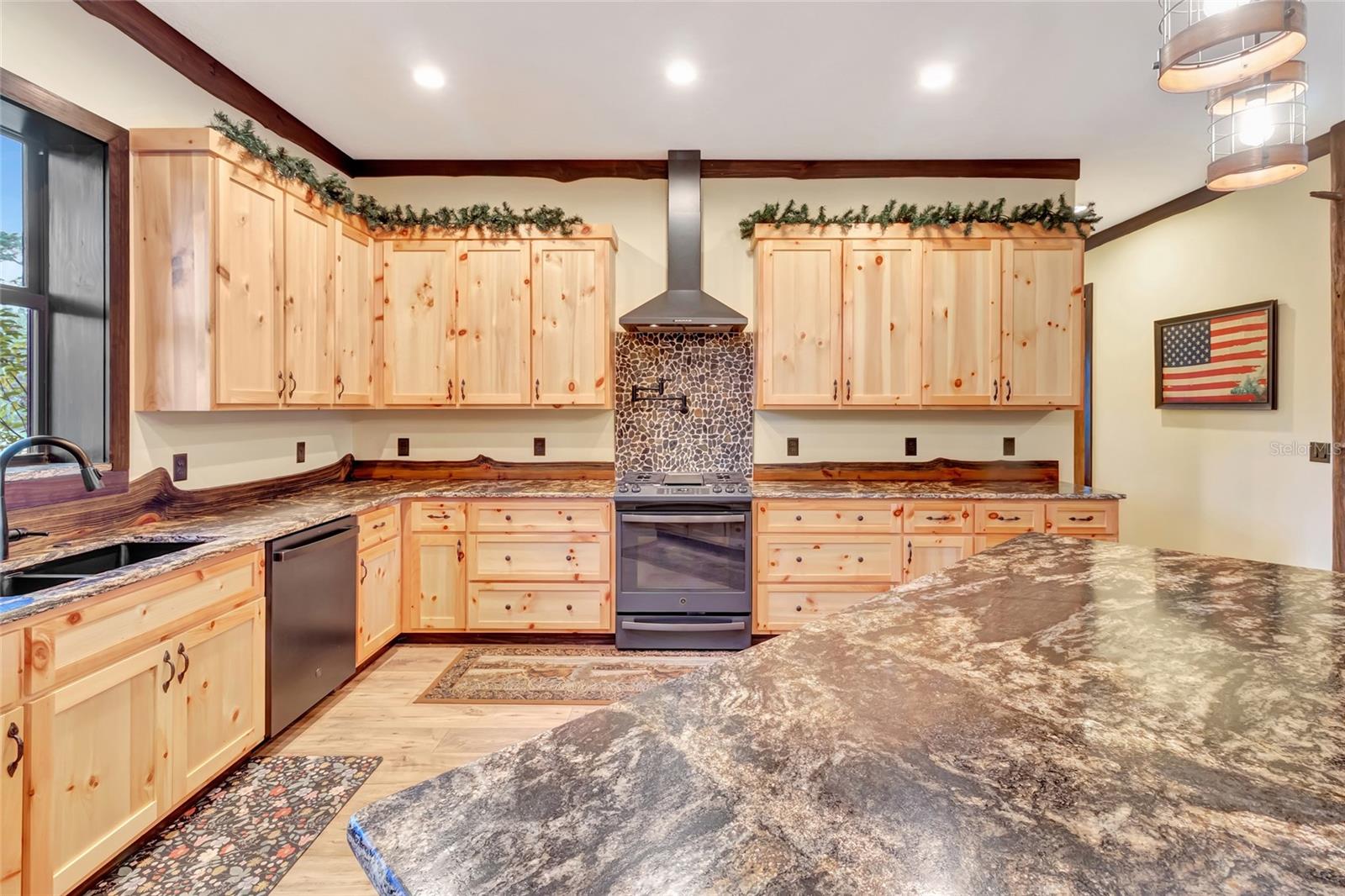 7330 CRABGRASS RD