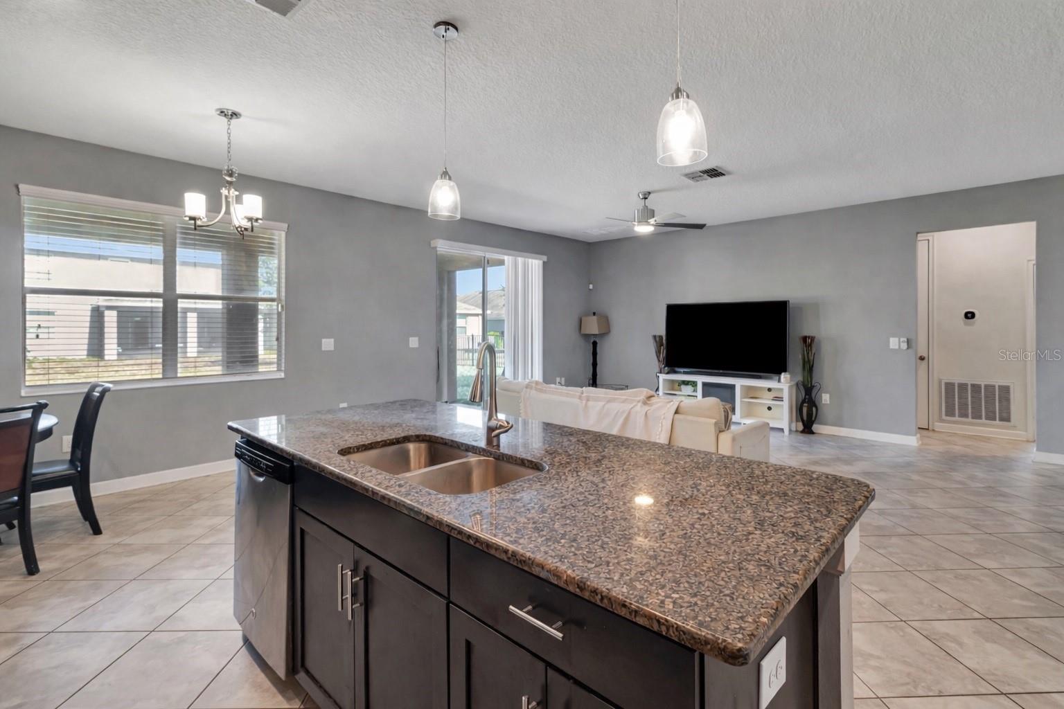 4628 CORTLAND DR