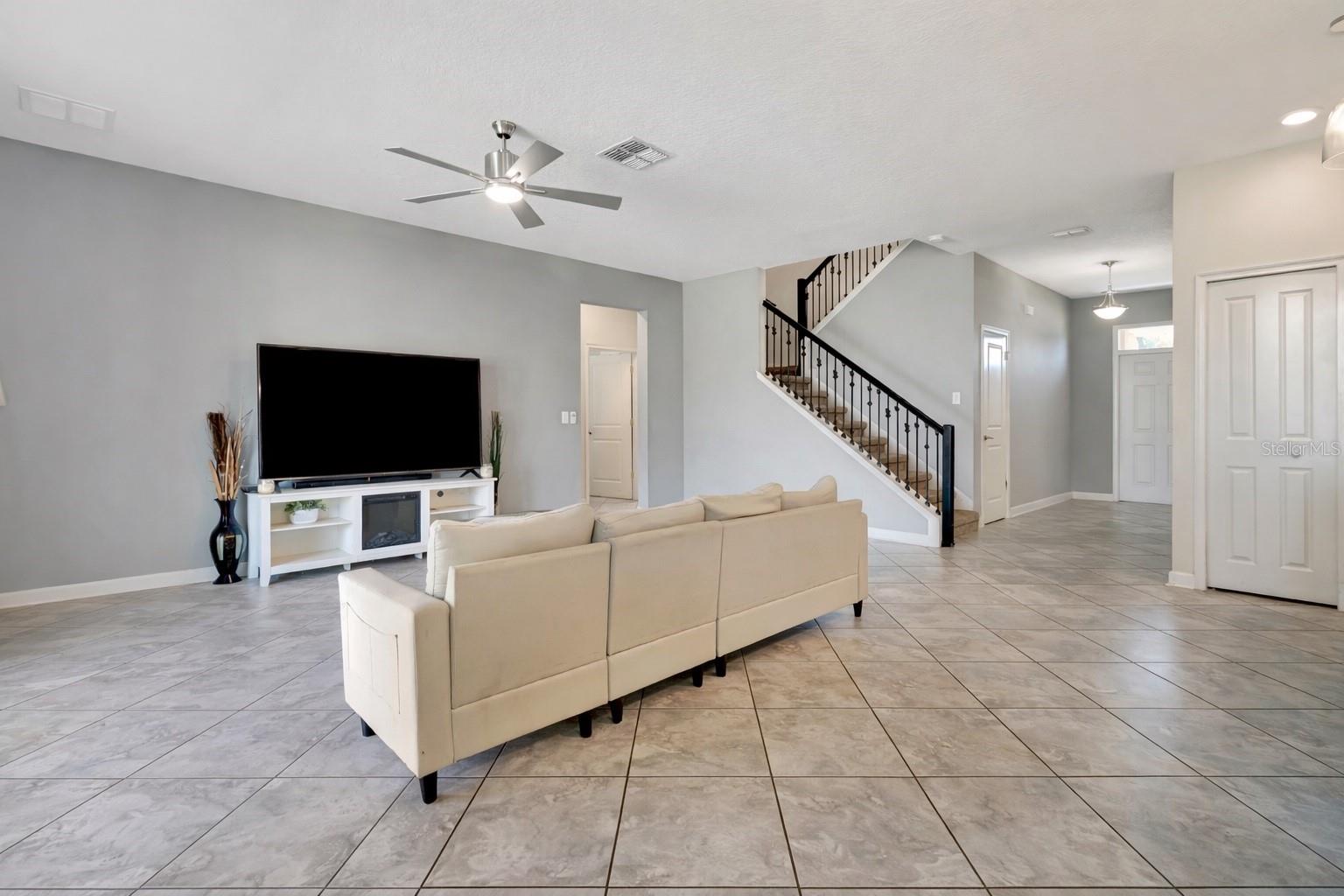 4628 CORTLAND DR
