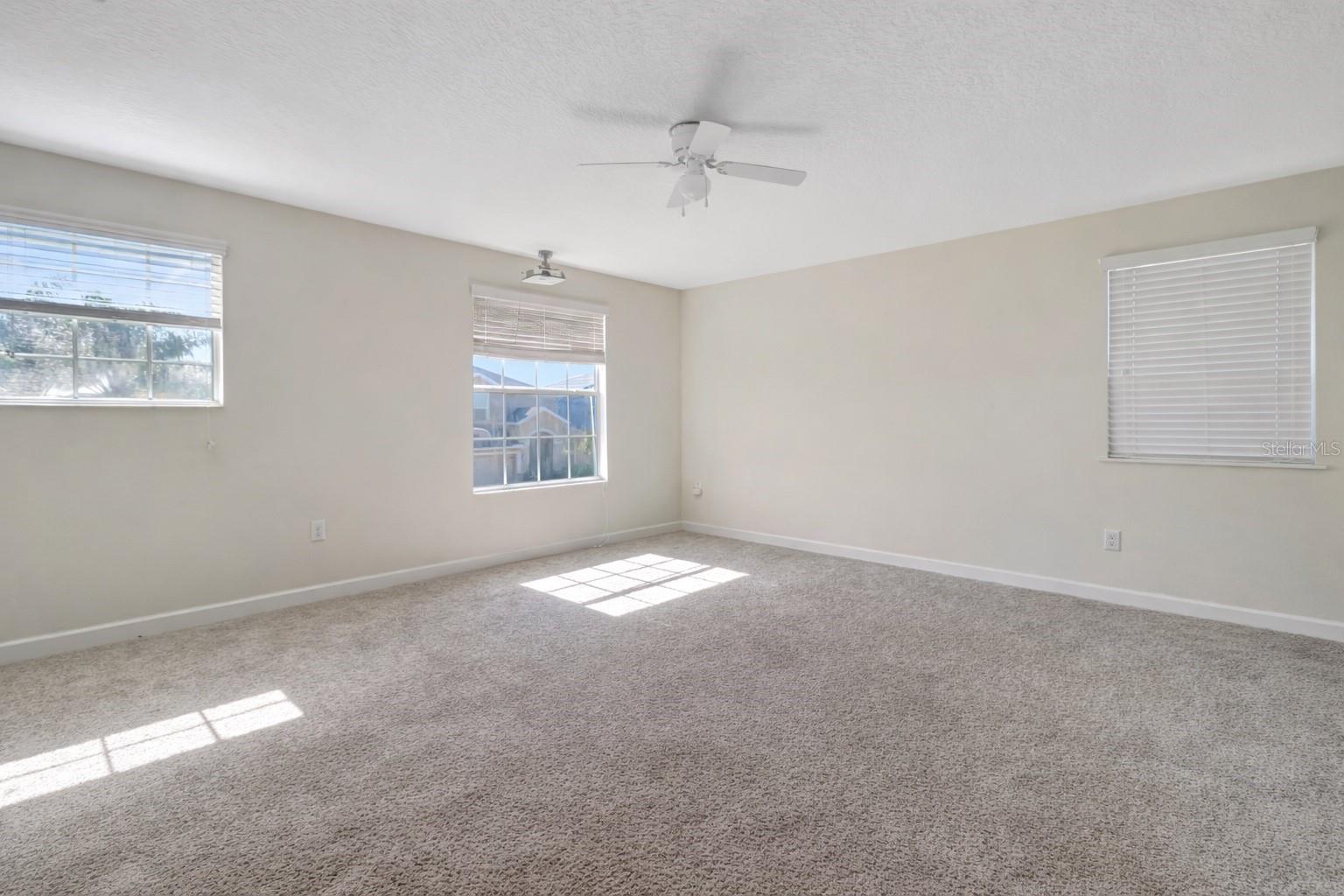 4628 CORTLAND DR