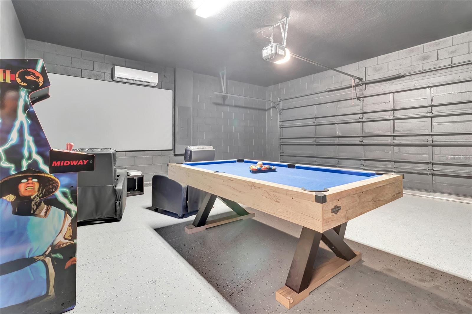 7312 OAKMOSS LOOP