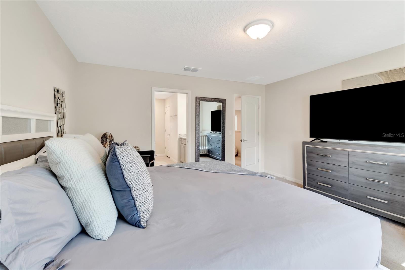 7312 OAKMOSS LOOP